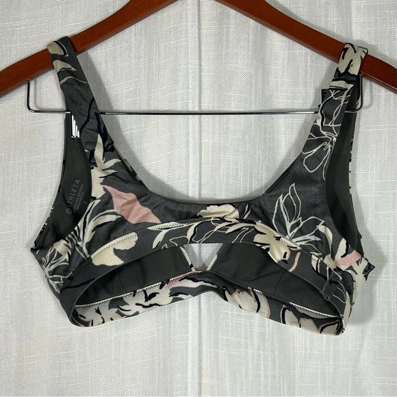 Athleta Aqualuxe Wildflower Plunge Floral Bikini Top - Picture 6 of 8